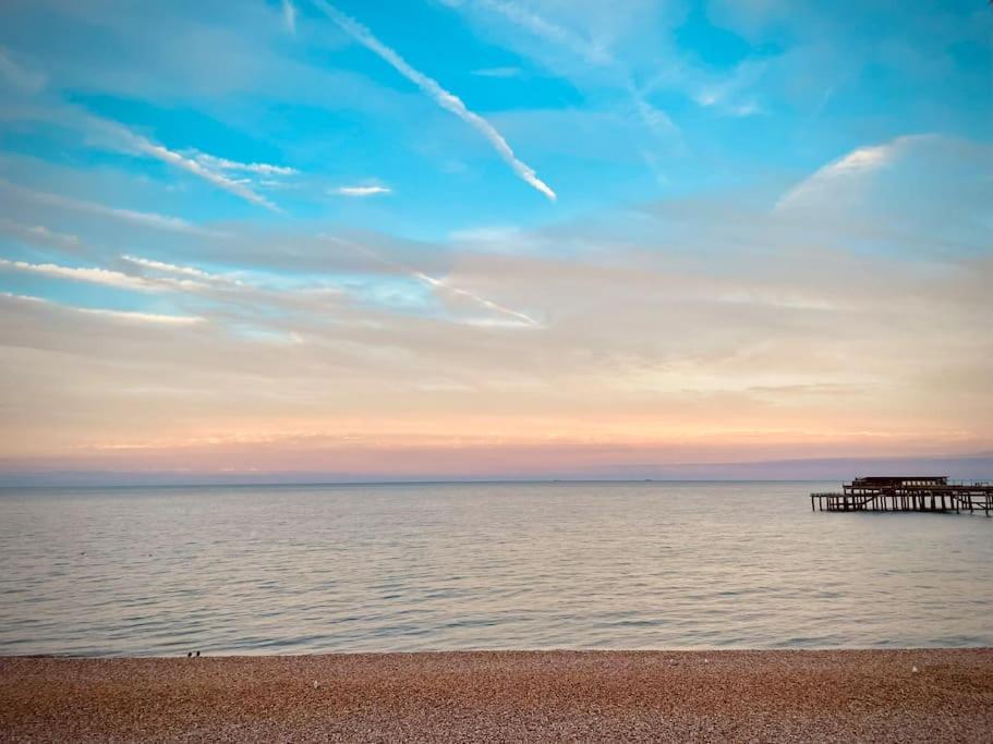 Northdene Cottage: Cozy Seaside Retreat with Woodburning Charm Deal Exterior photo