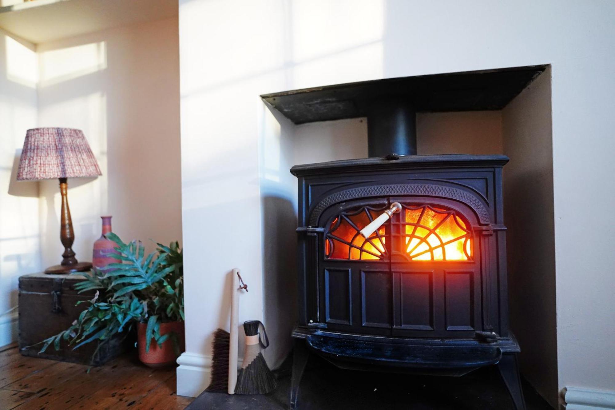 Northdene Cottage: Cozy Seaside Retreat with Woodburning Charm Deal Exterior photo